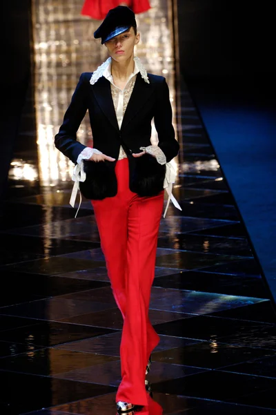 Look 7